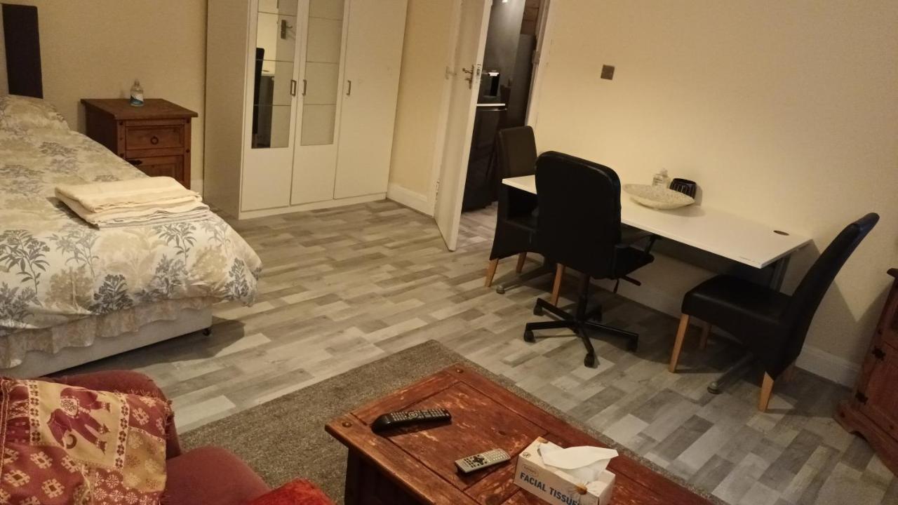 Dach Apartments - Cozy 3 Bed Apartment In Hendon Edgware Extérieur photo